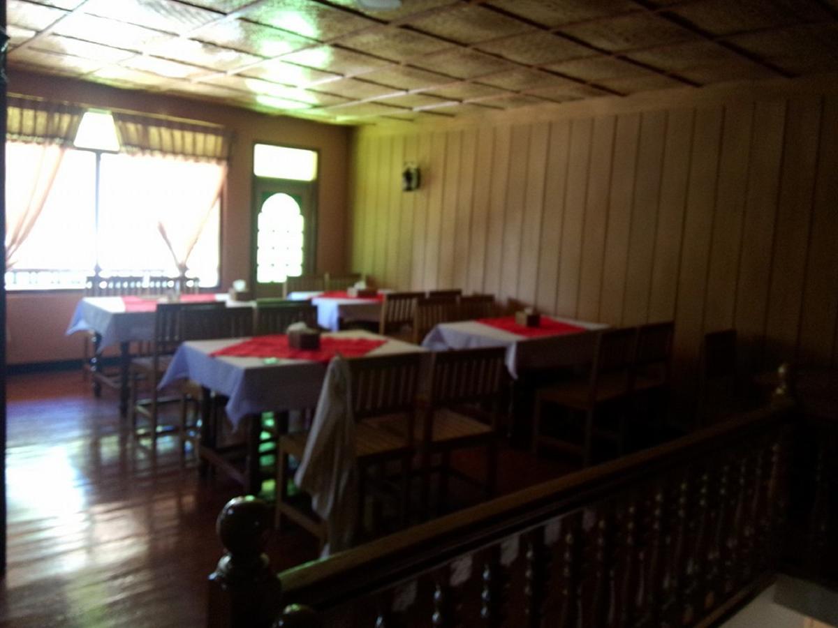 Golden Fish Motel Nyaung Shwe Bagian luar foto