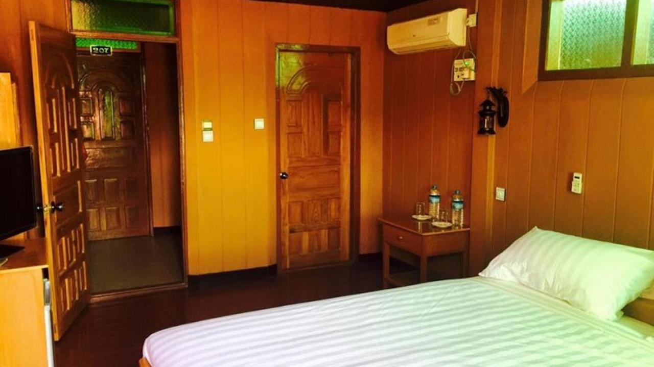 Golden Fish Motel Nyaung Shwe Bagian luar foto